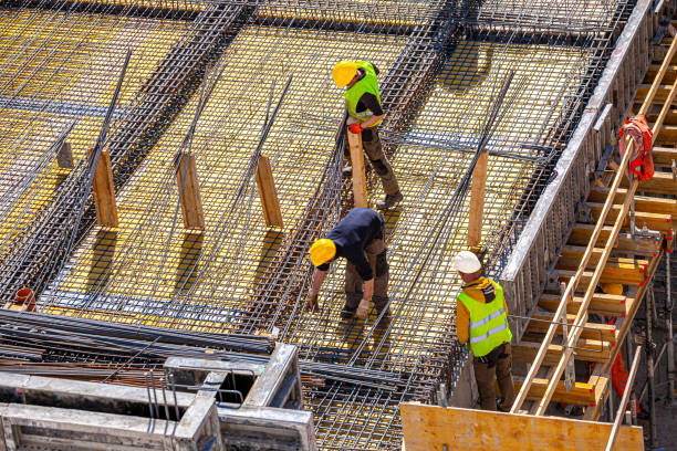 Immigrate to the US as a construction worker