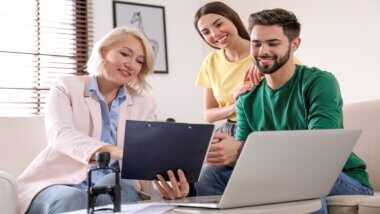How to Choose the Right Marriage Green Card Attorney