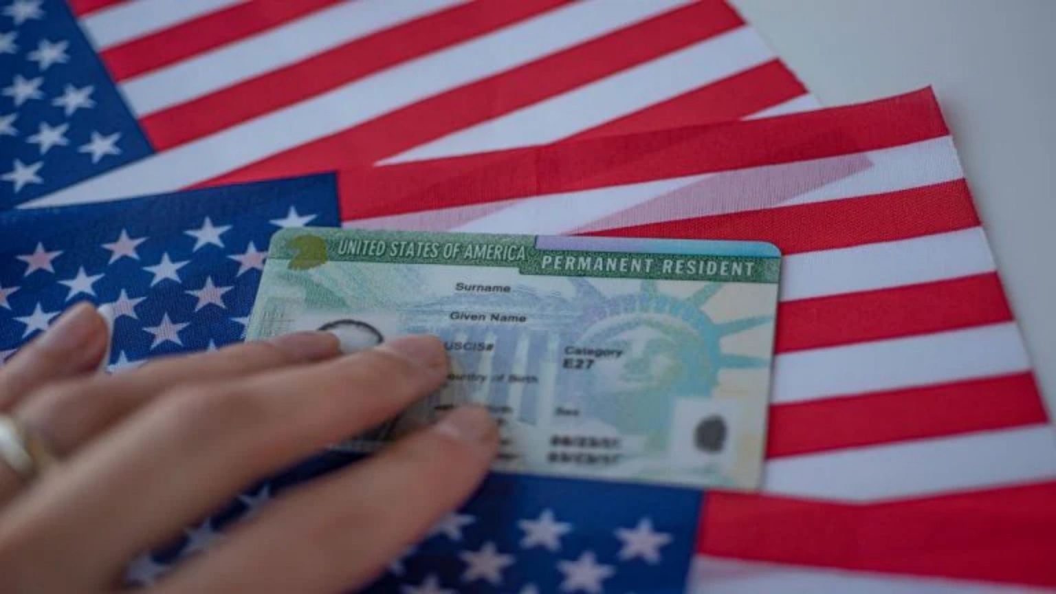 US Green Card Lottery: The Ultimate Guide to the Diversity Visa (DV-2026) Application